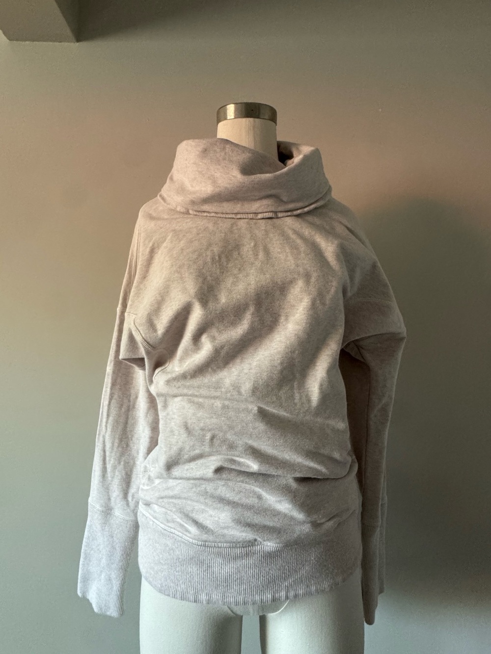 Lululemon Rest Day Pullover Turtleneck Sweater Sweatshirt